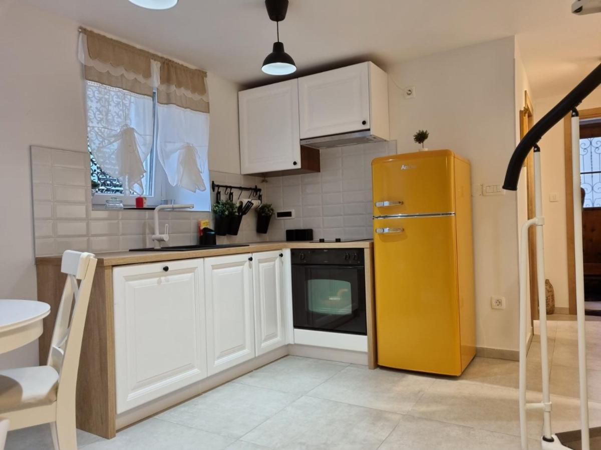Apartman Ivano Cres Lägenhet Exteriör bild
