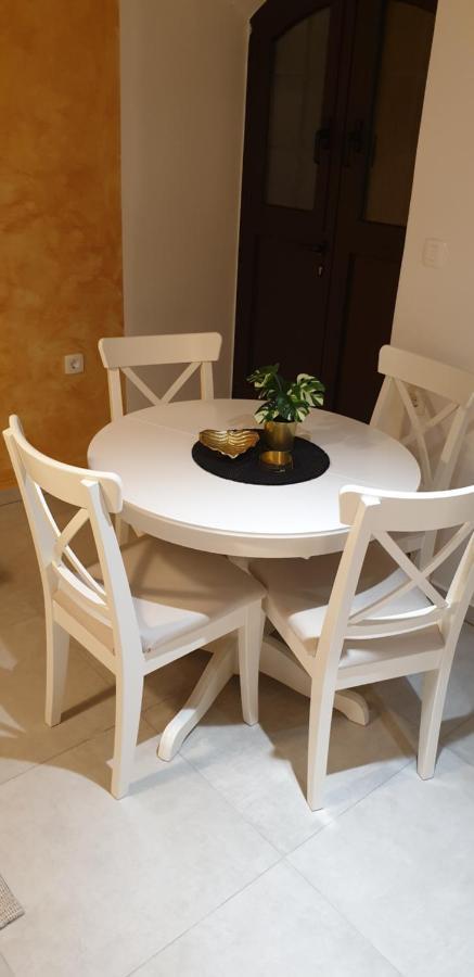Apartman Ivano Cres Lägenhet Exteriör bild