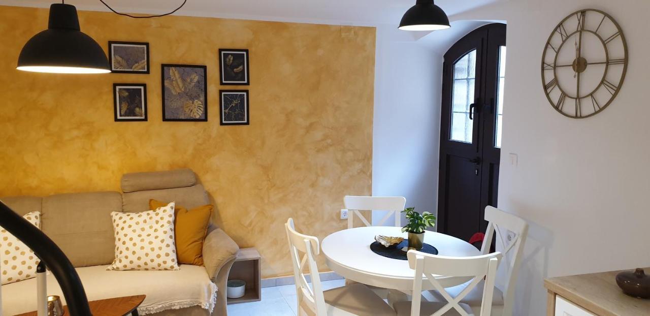 Apartman Ivano Cres Lägenhet Exteriör bild